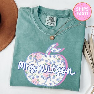 Custom Teacher Shirt Gift for Teacher Name Shirt Back to School Shirt Teacher Team Shirts Preppy Teacher Bow Teacher Gifts Personalized Cute
