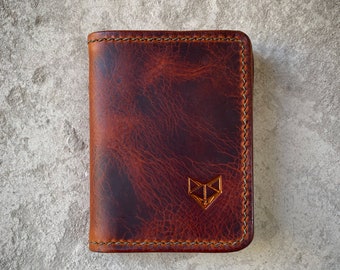 The Finlay, handmade minimalist bifold leather wallet EDC