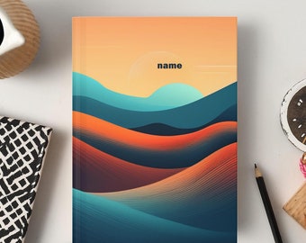 Gepersonaliseerde hardcover dagboek: gelaagd blauw landschap, aangepaste tekst