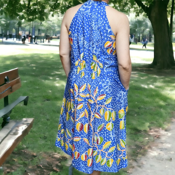 Fresh bright blue color with mango trees pattern, fits for spring and summer. Family holidays or other casual and formal events. Gorgeous.