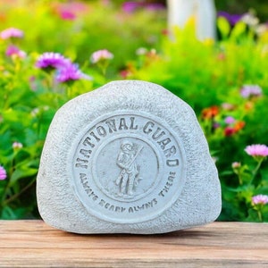 Outdoor Rock Sculpture Memorial Decoration National Guard Rock Statue Gift For Veteran Concrete Grave Sculpture National Guard Decor