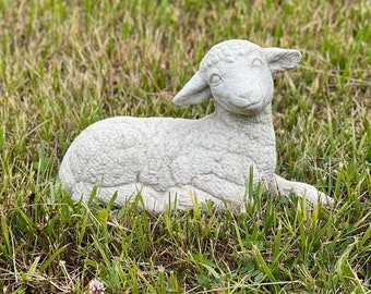 Laying Lamb Statue Cement Detailed Sheep Sculpture Concrete Farm Style Decoration For Backyard Or Patio Stone Animal Statuary