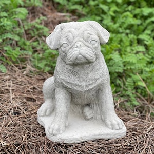Sitting Pug Puppy Sculpture Concrete Dog Memorial Figurine Gift For Pugs Lovers Garden Pug Dog Cement Decoration Pet Grave Marker