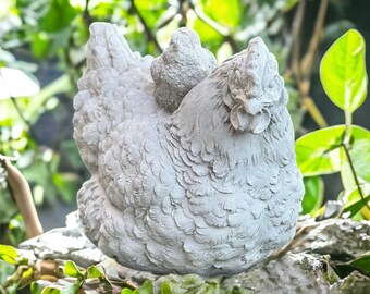 Stone Chicken With Chick On Back Statue Concrete Lawn Ornament Cement Farm House Figurine Cement Rustic Style Gift Idea Garden Statue