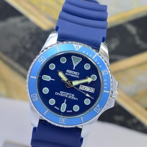 Vintage Seiko Diver 200m Automatic Rotating Bezel Day date 21 Jewels Japan Made Handcrafted Watch Ref-7S26B Blue Diver Wrist Watch For Men&#39;s