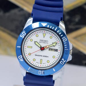 Vintage Seiko Diver 200m Automatic Rotating Bezel Day date 21 Jewels,Japan Made Handcrafted Watch Ref-6309 White Diver Wrist Watch For Men&#39;s