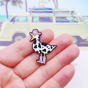 Cute Goose Enamel Pin | Funny Duck Badge Pin | Lapel Pin | Collar Pin | Best Friend Gift | Birthday Gift for Her/Him