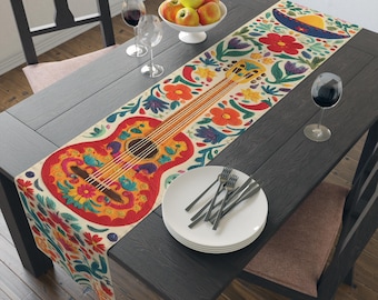 Camino de mesa de algodón y poliéster con estampado floral de guitarra, estilo folclórico mexicano, para decoración de mesas de cocina y comedor.