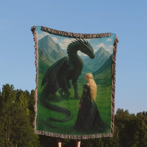 Throne of Glass TOG Woven Blanket , Bookish Gift for Readers Cozy Fantasy Abraxos Decor Home, Gift for Dragon Lovers, Movie Night, Nursery