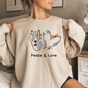 Frieden und Liebe inspirierendes Sweatshirt, Comfort Colors® Sweatshirt, Hippie Geschenk, Friedensgeschenk für sie ihn, Geschenk für Bestie.
