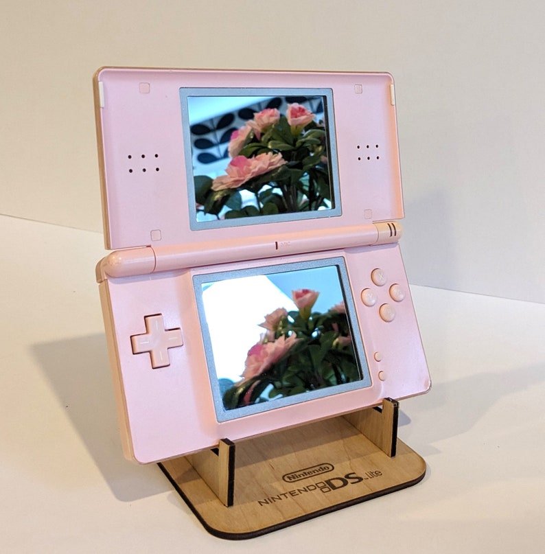 Bespoke Compact Mirror Upcycled Nintendo DS Coral Pink zdjęcie 1