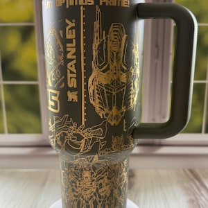 Stanley | transformacja | roboty | niestandardowy | grawerowany laserowo | wytrawiony | kubek | 40 uncji | gasiciel | filmy