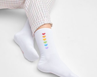 Calcetines Love4All - Bio-Socken mit bunten Herzen, Tennissocken mit Herzen