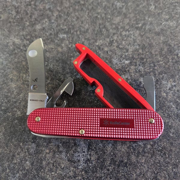 84mm Spydernox w/ Storage Compartment and Alox Scales