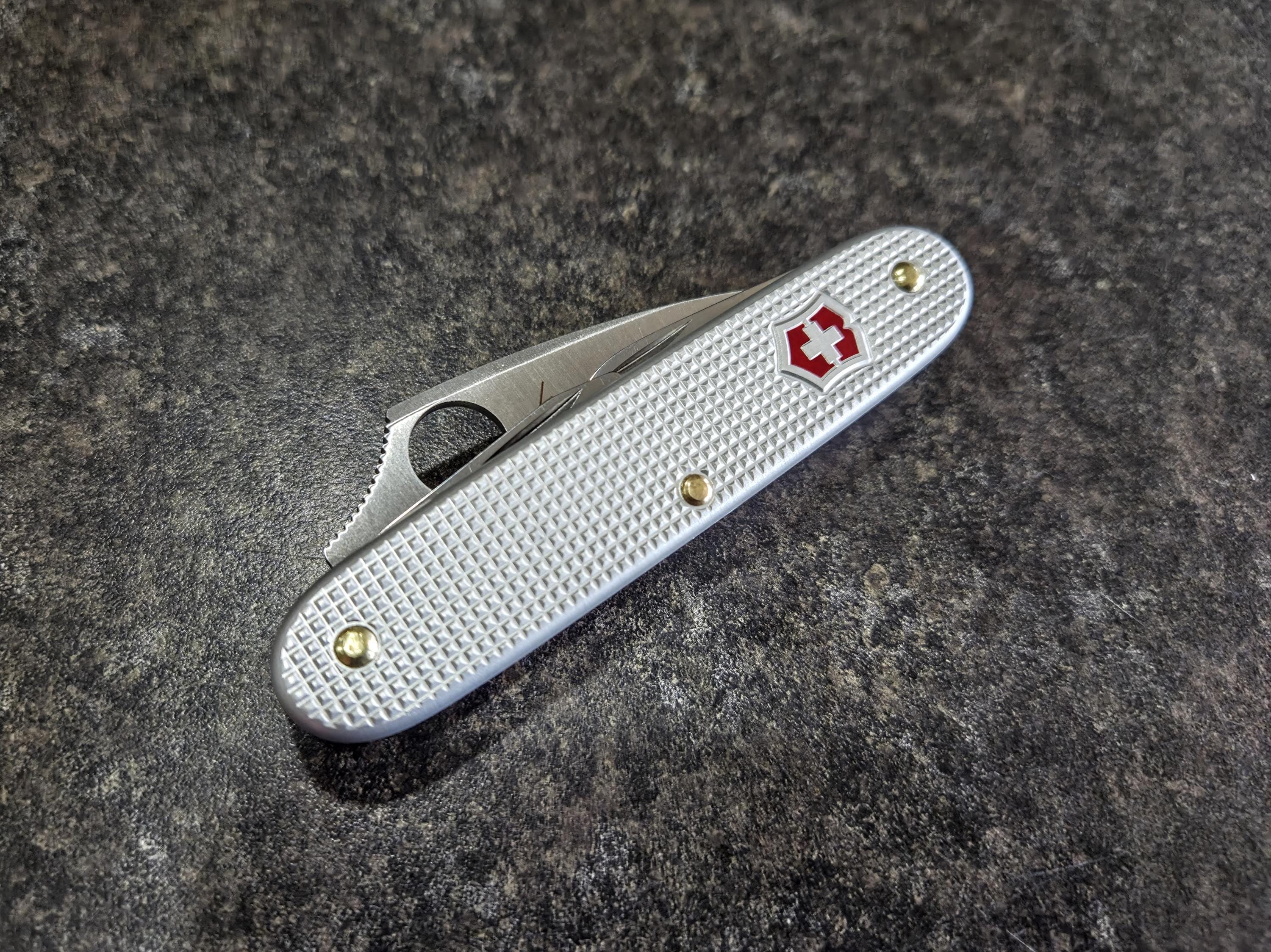 93mm Alox Spydernox W/ Pruner Blade & Cap Lifter and Brass Liner