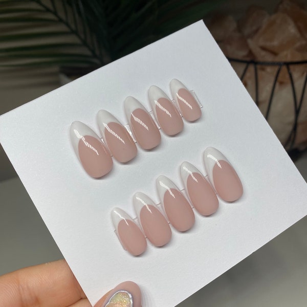 Almond French tip Press-on nails