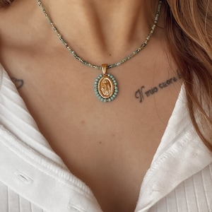 Saint Mary necklace, Virgin Mary necklace, women&#39;s necklace, gift for her, Mother&#39;s Day gift, mom gift, Virgin Mary medal