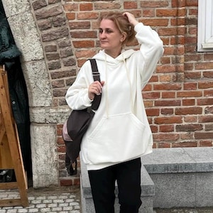 White Oversized Hoodie – Soft Cotton Fleece Pullover – Unisex Cozy Sweatshirt – Handmade Minimalist Streetwear