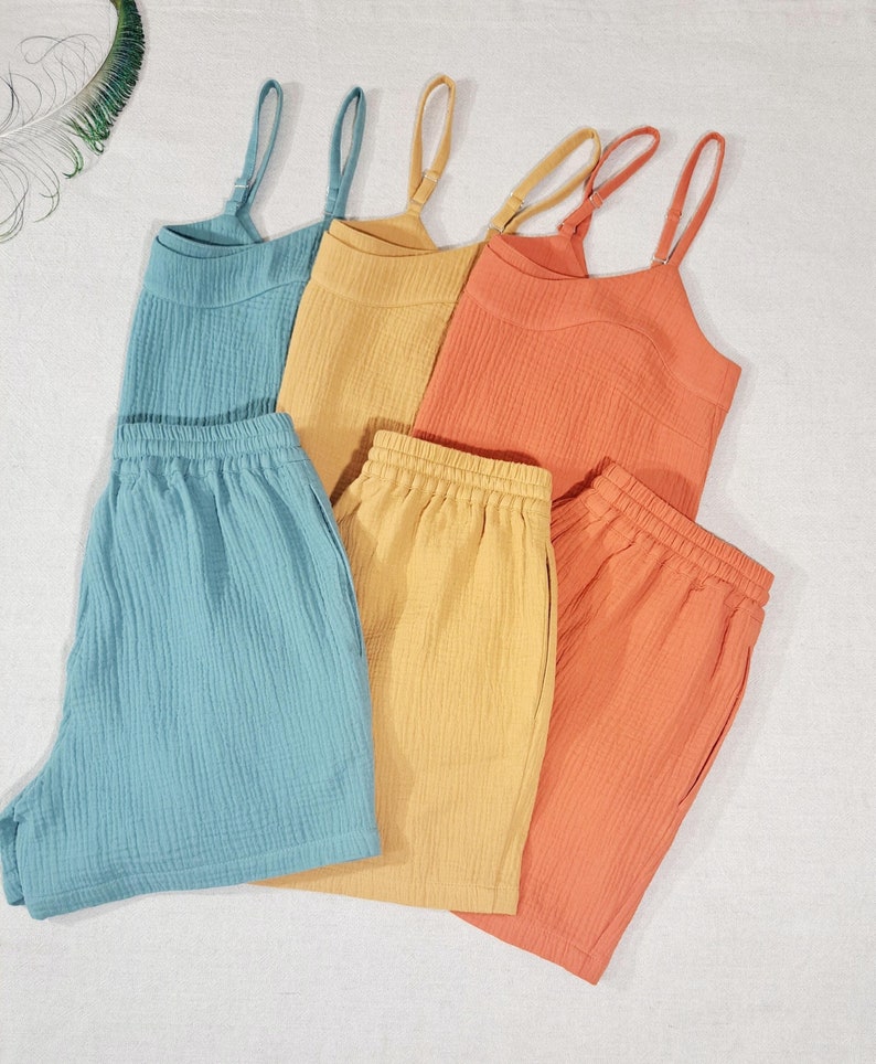 Handmade organic cotton muslin pajama set for women, lightweight double gauze sleepwear, breathable summer loungewear in soft natural fabric, perfect gift for her.