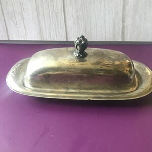 Vintage Wm Rogers Silver Plate Covered Butter Dish