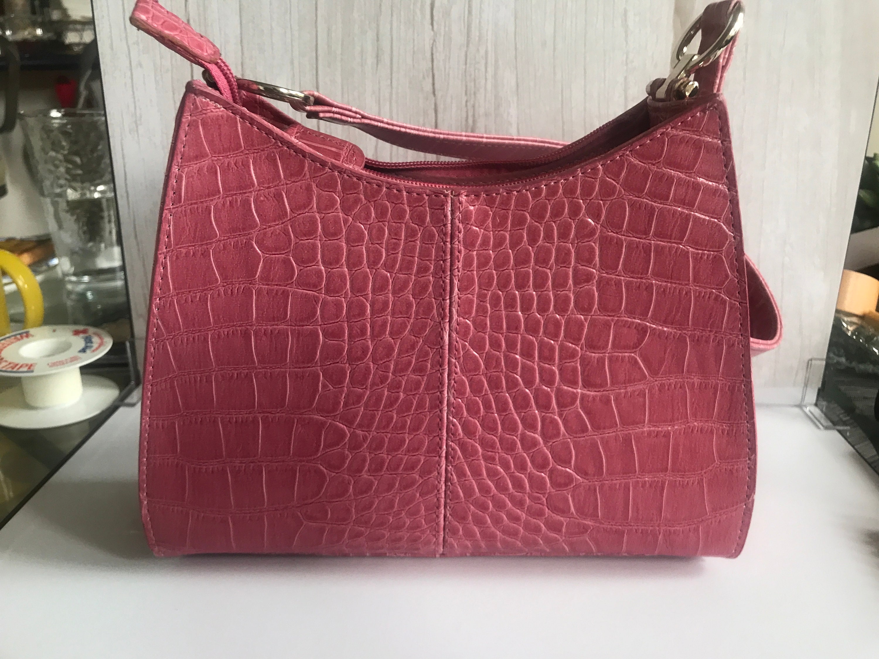 Liz claiborne pink purse hotsell