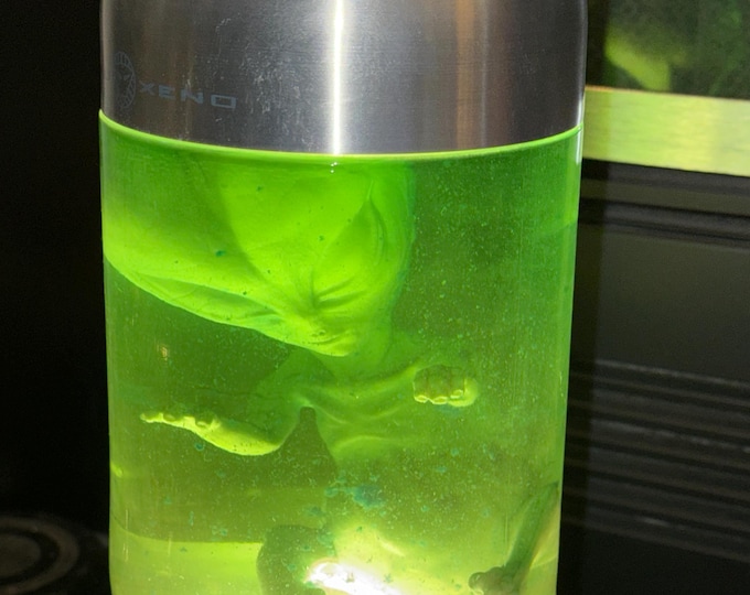 XEMU XENO Alien Embryo Lamp – A Sci-fi Collector’s Dream! - Etsy