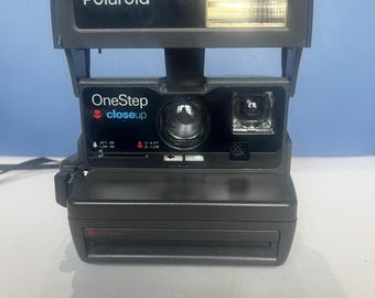 Vintage Polaroid One Step Close Up 600 Camera