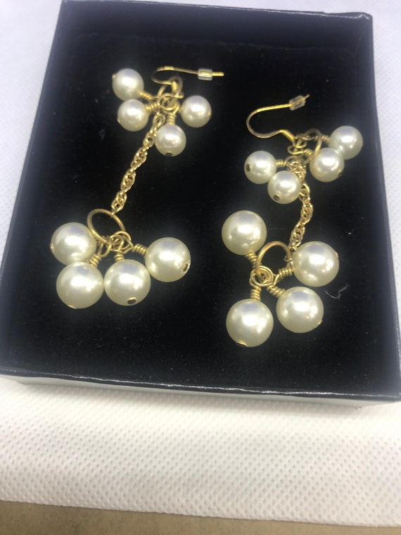 Elegant Handcrafted Dangle Earrings - Unique, Art… - image 2