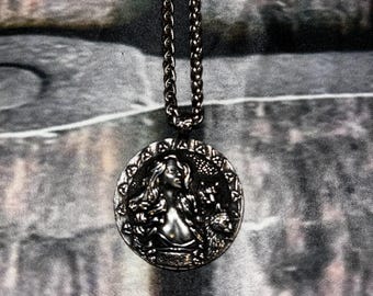 Freya with Cat necklace