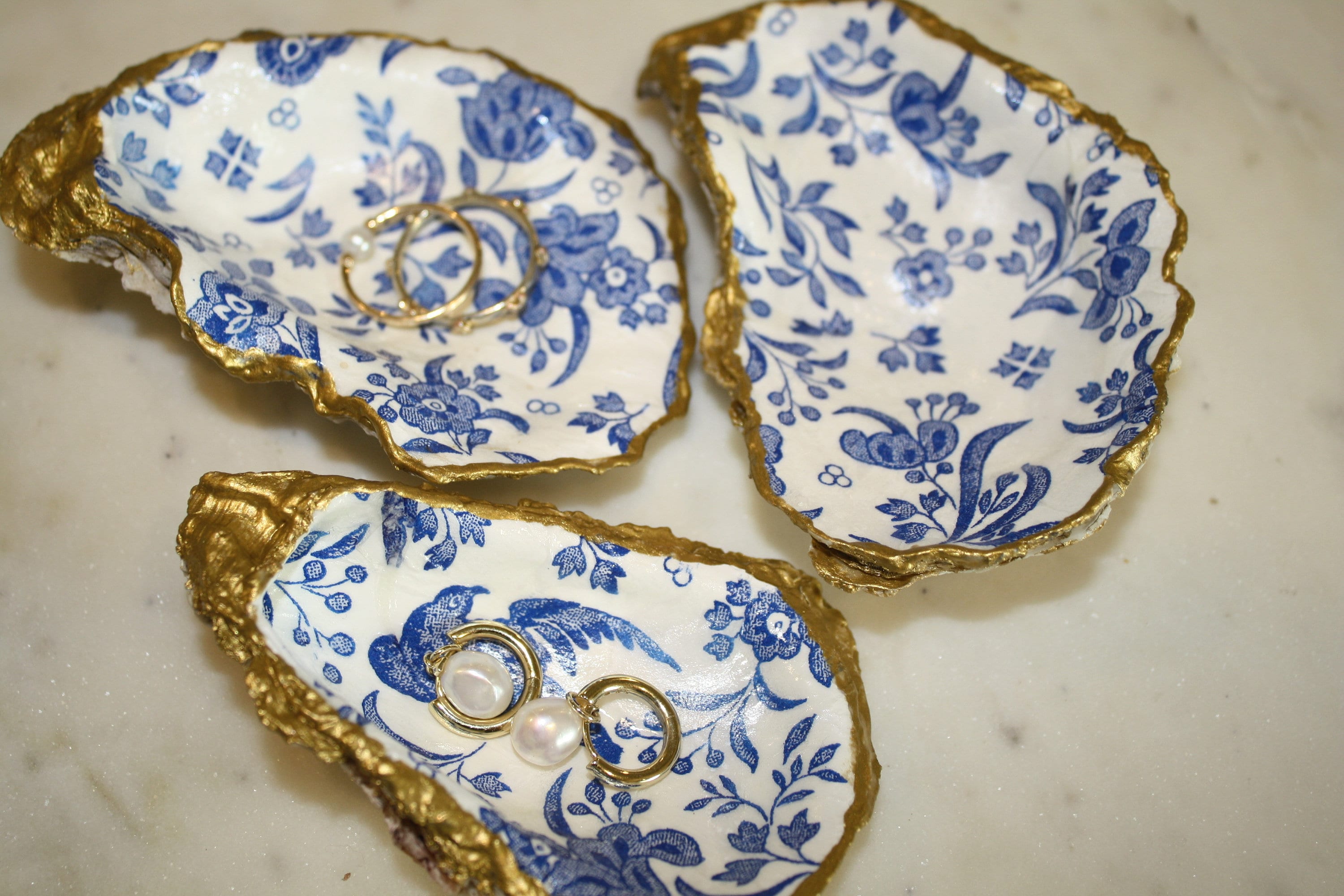 Beautiful Oyster Ring Dish Decoupage Oyster Shell Engagement Ring Dish Jewelry Holder Bday Gifts for Her Coastal Decorations