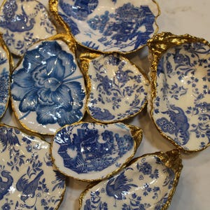 Handmade ring dish - Oyster Shell