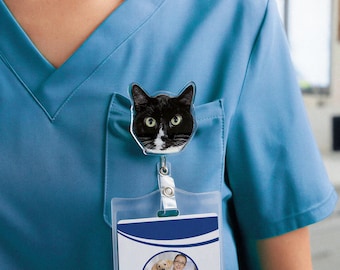 Custom Pet Photo Badge Reel: Personalized Animal ID for Vet Techs