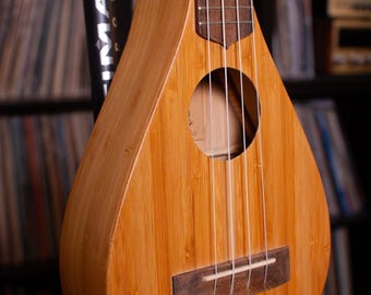 Ukulele Concerto Teardrop (Bambus) - Konzert, Handgemacht, Handgemacht, Handwerker, Umweltfreundlich, Philippinen, Musikinstrument, Kinder Ukulele