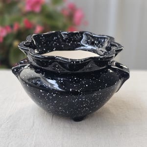 Med. Self Watering Violet Planter (Black w/ White Speckles) African Violet Pot, Violet Pot, Handmade Ceramic, Pottery