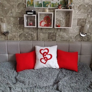 Handmade decorative pillow with a heart zdjęcie 1