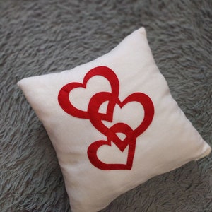 Handmade decorative pillow with a heart zdjęcie 6