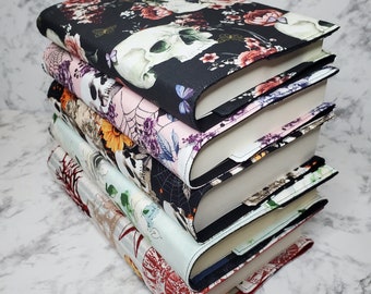 Adjustable Book Cover - Large