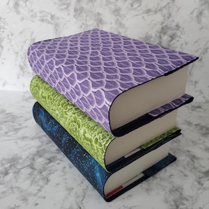 Fantasy Theme - Adjustable Book Cover