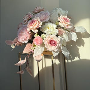 Elegant Stand Flower Arrangement, Silk Roses and Peonies Flowers, Wedding Bouquet, Floral Arrangements, Artificial Faux Flower Decorations