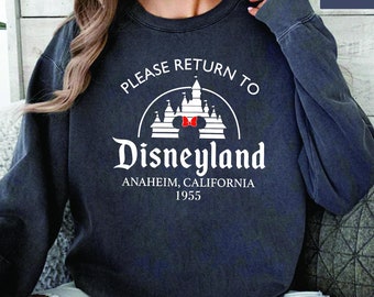 Disneyland Castle Sweatshirt, Disney Minnie Mouse Sweater, Magic Kingdom Family Crewneck, Vintage Disney Sweatshirt, Magical Kingdom Sweater