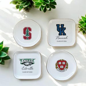 Custom College Logo Trinket Dish, Personalized Gift, Graduation Gift, Class of 2026, Gift for Friend, University Ring Dish, Graduation 2026 bild 5