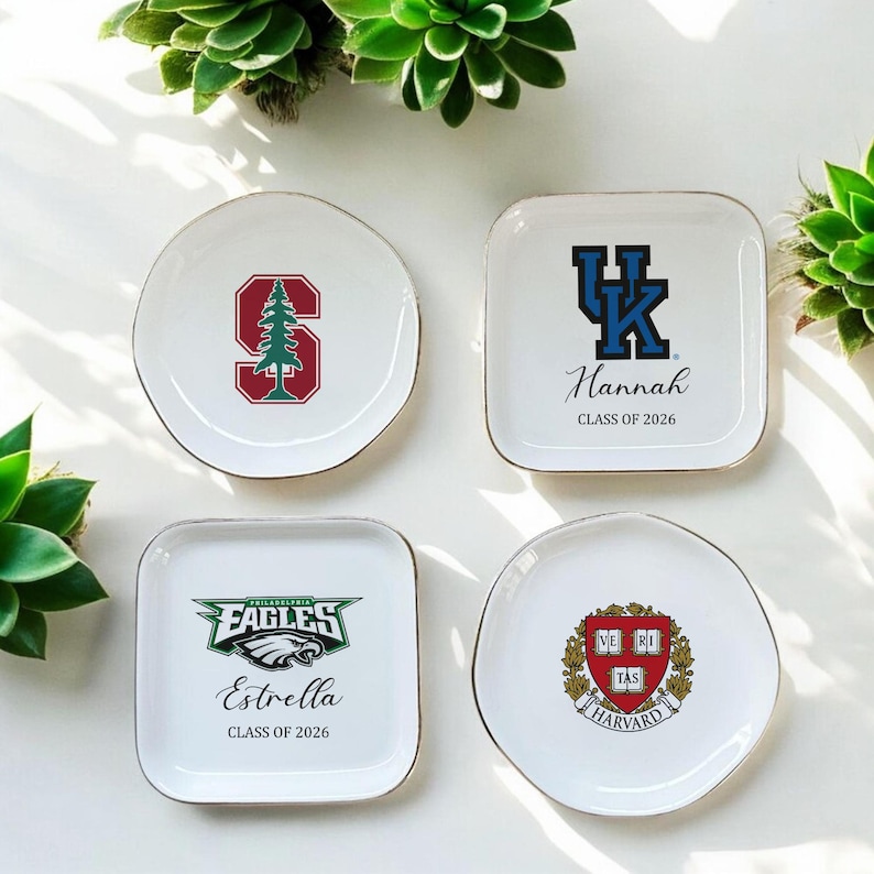 Custom College Logo Trinket Dish, Personalized Gift, Graduation Gift, Class of 2026, Gift for Friend, University Ring Dish, Graduation 2026 bild 5