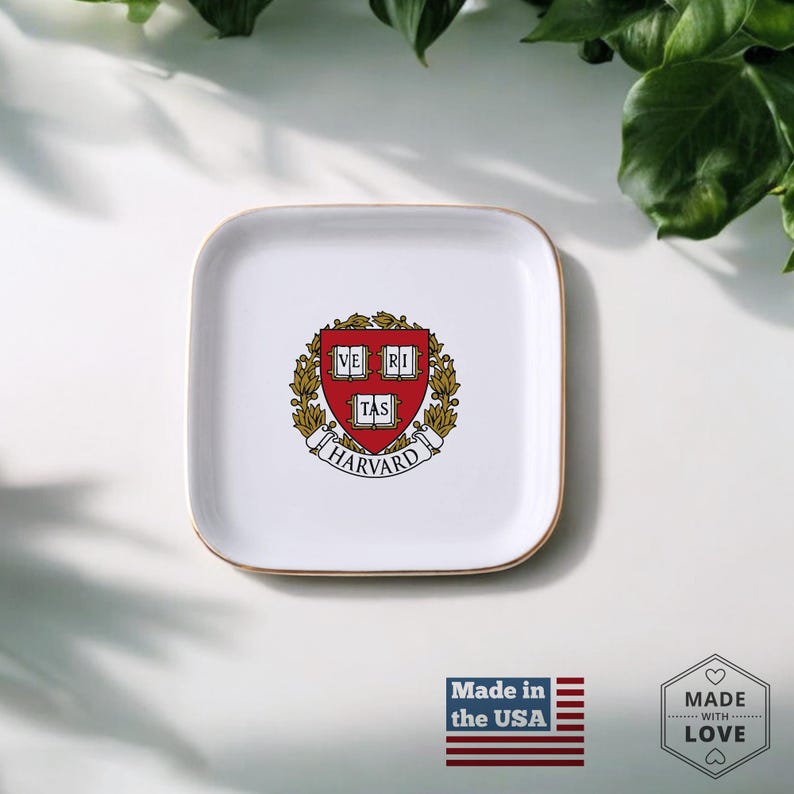Custom College Logo Trinket Dish, Personalized Gift, Graduation Gift, Class of 2026, Gift for Friend, University Ring Dish, Graduation 2026 bild 4