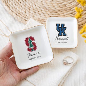 Custom College Logo Trinket Dish, Personalized Gift, Graduation Gift, Class of 2026, Gift for Friend, University Ring Dish, Graduation 2026 bild 3