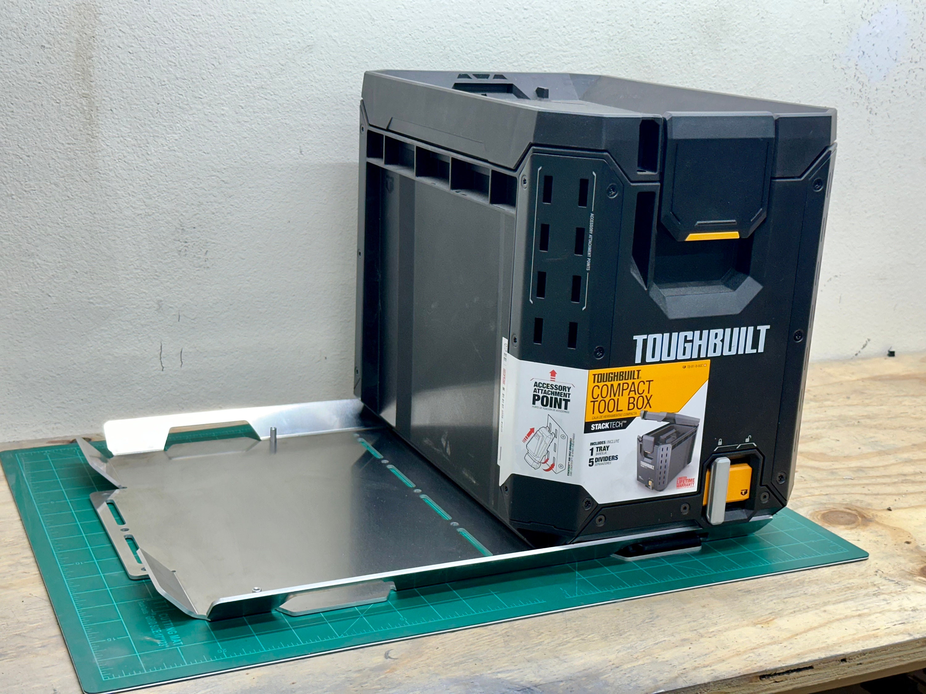 ToughBuilt StackTech™ - Premium Metal Mounting Plate