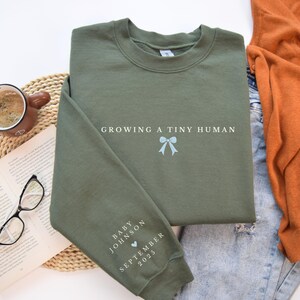 Custom Pregnancy Announcement Sweatshirt, Personalized First Time Mom Gift, Expecting Mom Gift, Cute Baby Shower Gifts, Gender Reveal Ideas