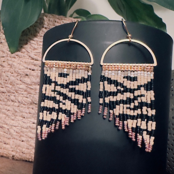 Fine beaded earrings with 24K gold and Zebra colours Japanese Miyuki beads.  Easily dress up your look with these lightweight beauties.