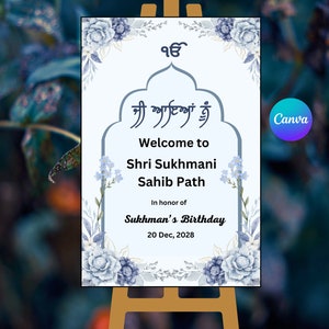 Puede incluir: Un cartel de bienvenida azul y blanco con detalles florales. El cartel dice "Bienvenido a Shri Sukhmani Sahib Path" y "En honor al cumpleaños de Sukhman 20 de diciembre de 2028".