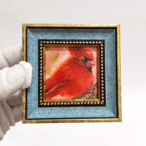 Petit cadre oiseau rouge Cardinal peinture à l'huile originale, petit cadre oiseau décoration murale art miniature cadeau d'anniversaire photo pour amoureux