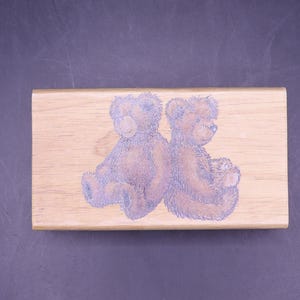 Tampon en bois ours en peluche assis